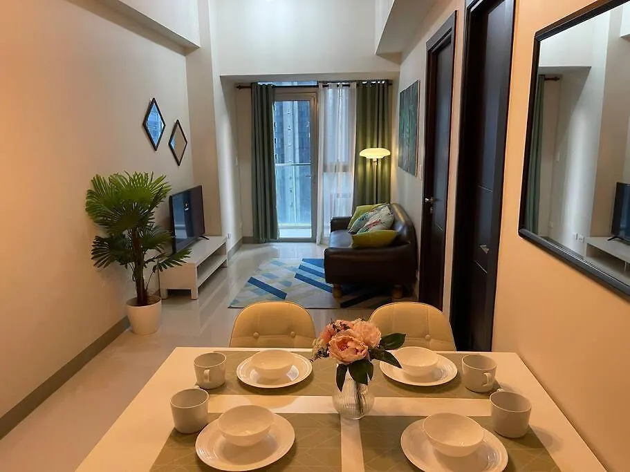 Tropical 1Br Uptown Parksuites Bgc, 200Mbps Smart Tv Manila 0*,