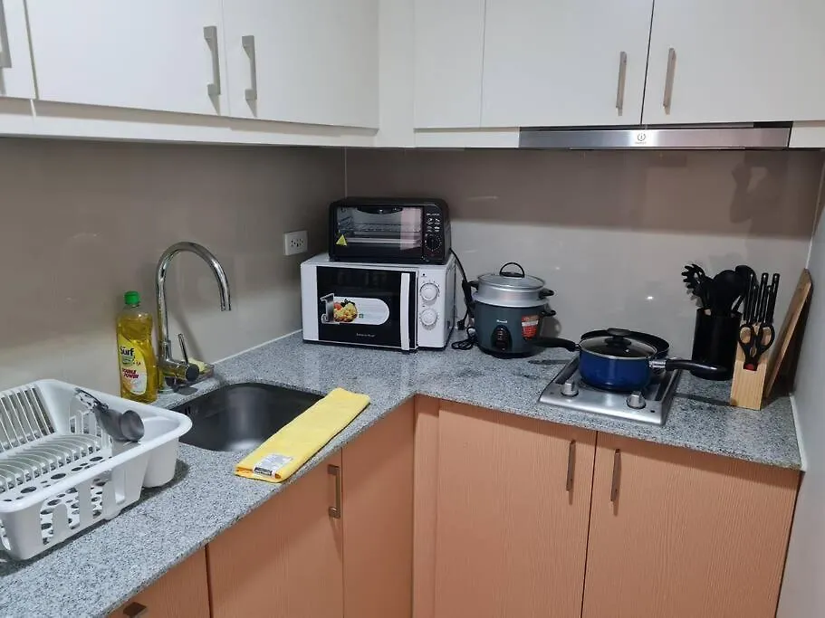 Tropical 1Br Uptown Parksuites Bgc, 200Mbps Smart Tv Manila Apartment